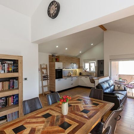 D&D Apartmani Biograd Na Moru Zewnętrze zdjęcie