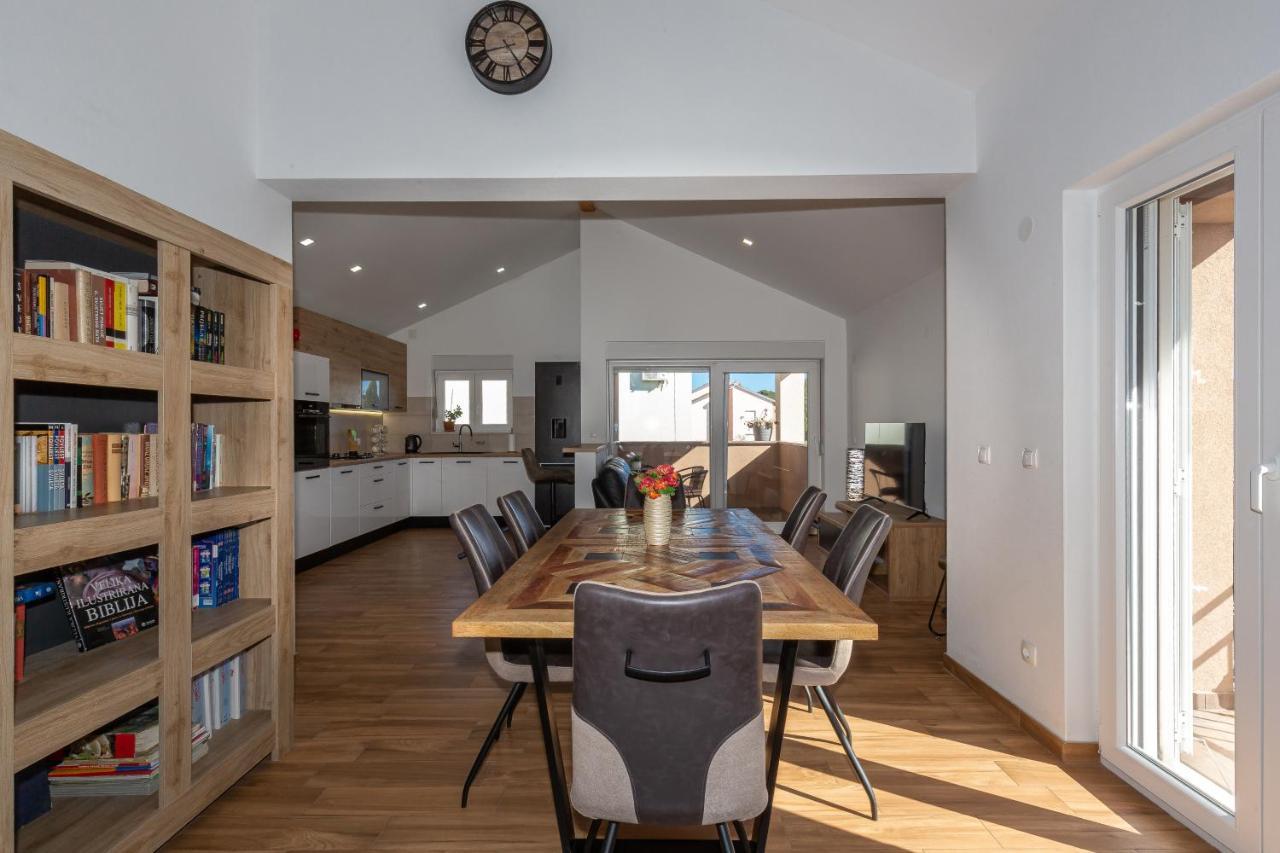 D&D Apartmani Biograd Na Moru Zewnętrze zdjęcie