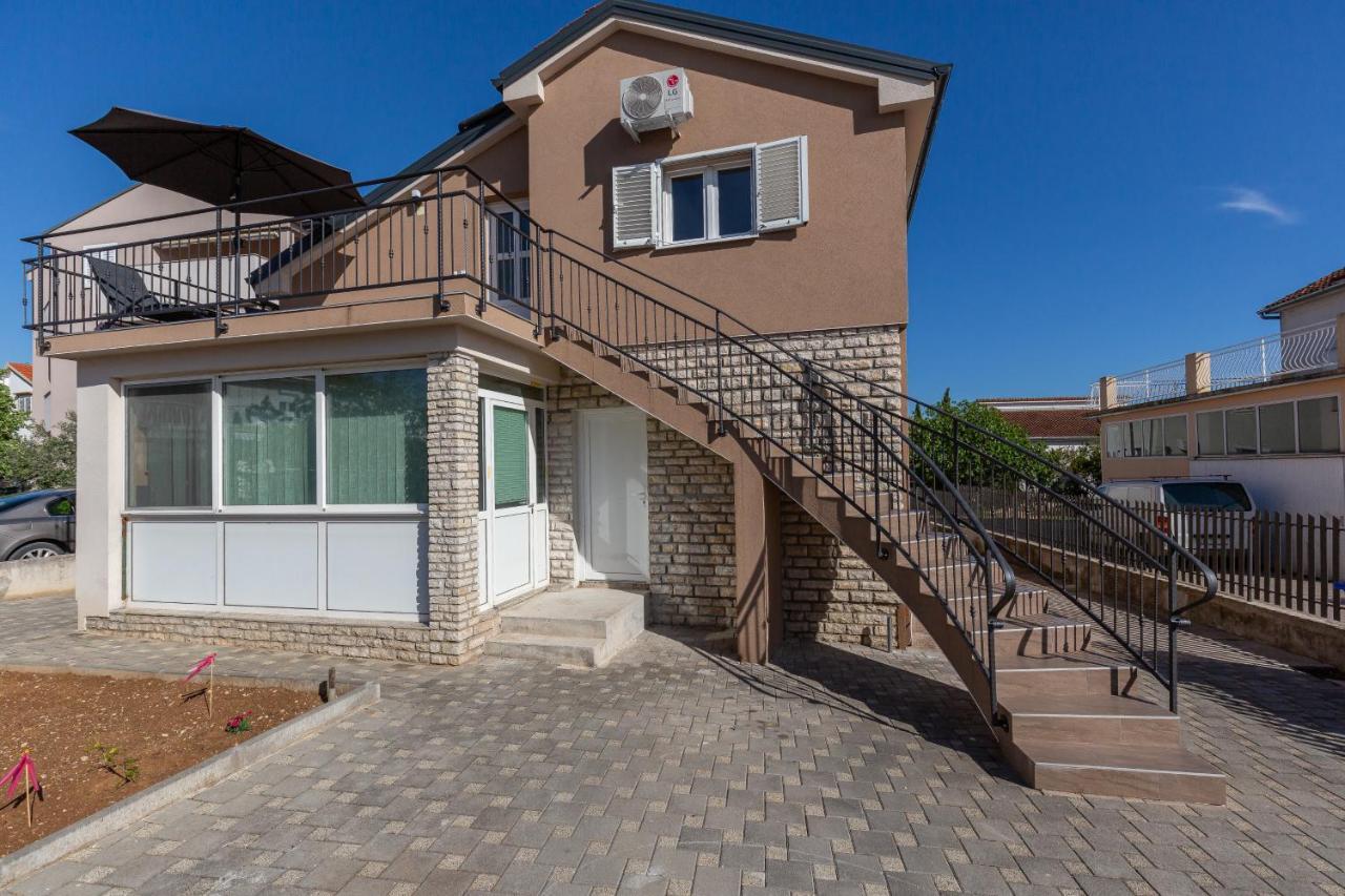 D&D Apartmani Biograd Na Moru Zewnętrze zdjęcie