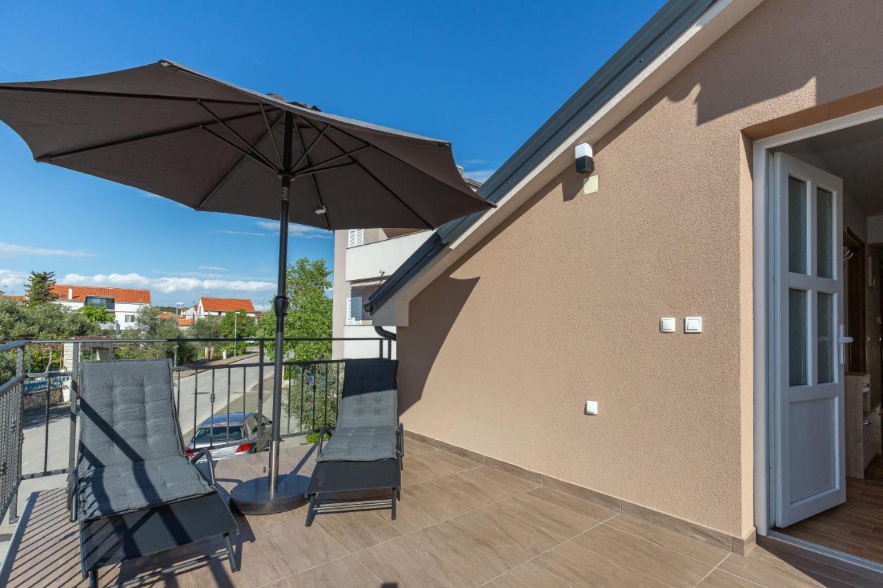 D&D Apartmani Biograd Na Moru Zewnętrze zdjęcie