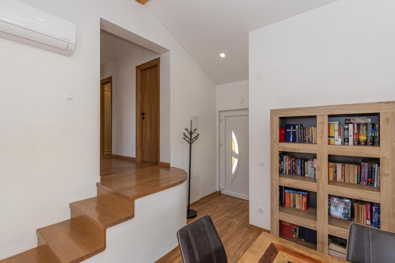 D&D Apartmani Biograd Na Moru Zewnętrze zdjęcie