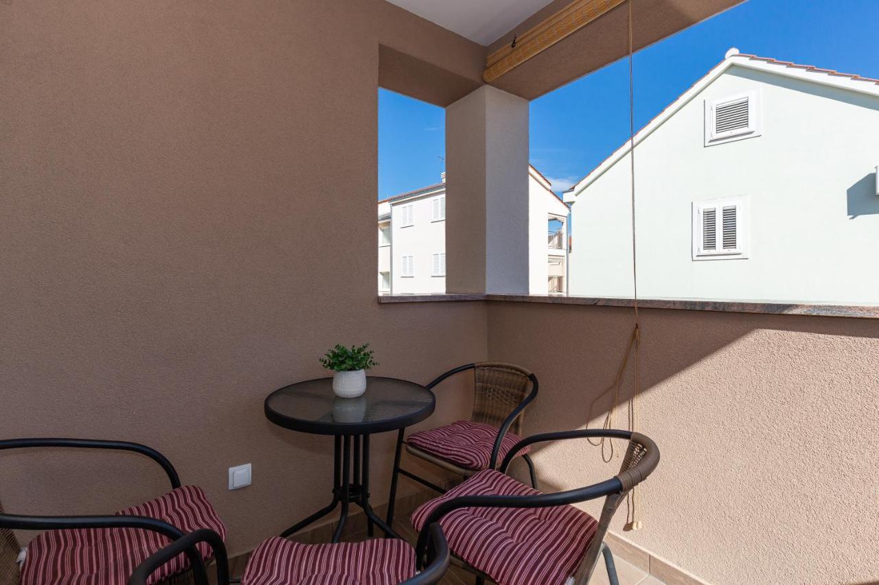 D&D Apartmani Biograd Na Moru Zewnętrze zdjęcie