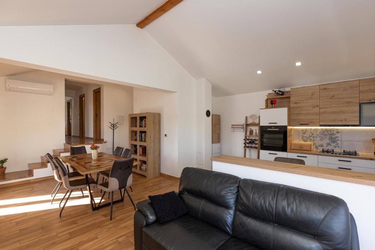 D&D Apartmani Biograd Na Moru Zewnętrze zdjęcie